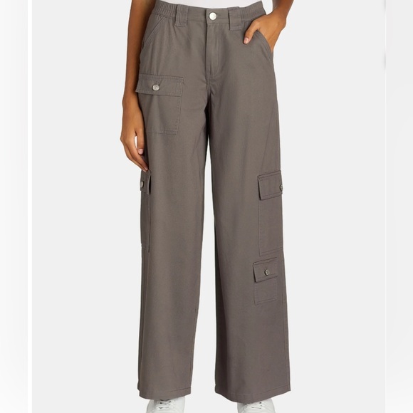 Madden NYC Pants - Madden NYC Women's Loose Fit Cargo Pants - Castle Rock Gray